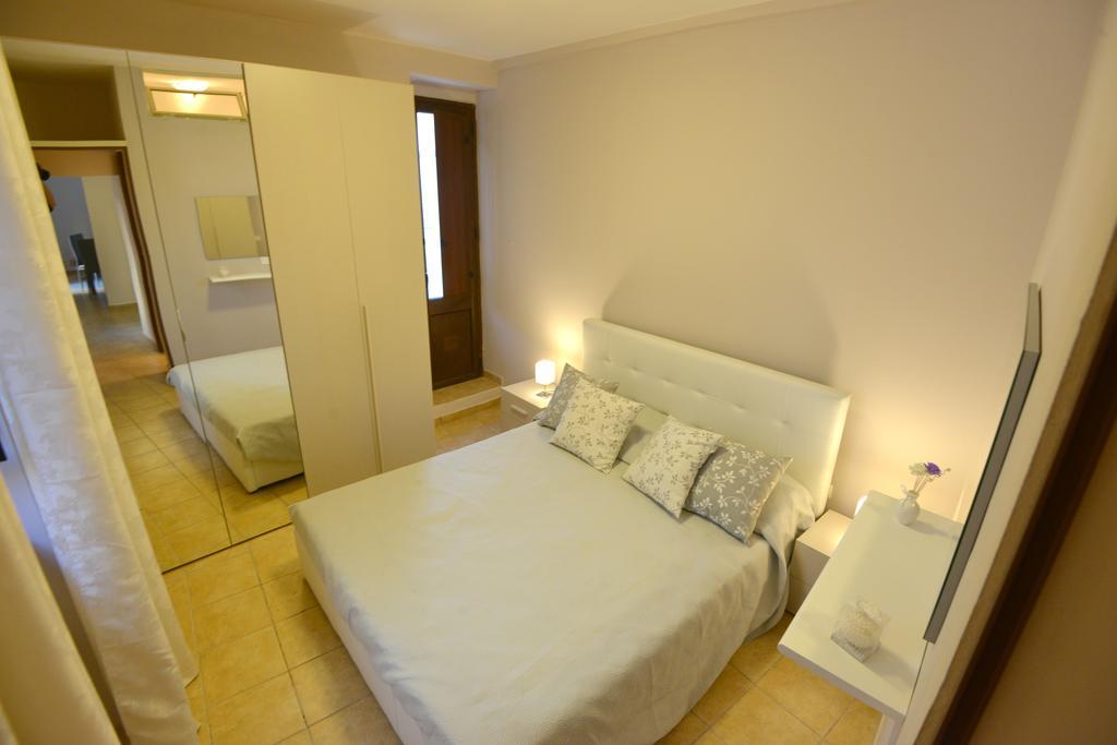 Ferienwohnung La Bifora Sciacca Zimmer foto